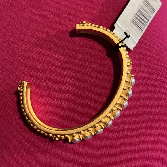 French Kande  Gold Bangle with Pearl - Picture 3 of 4